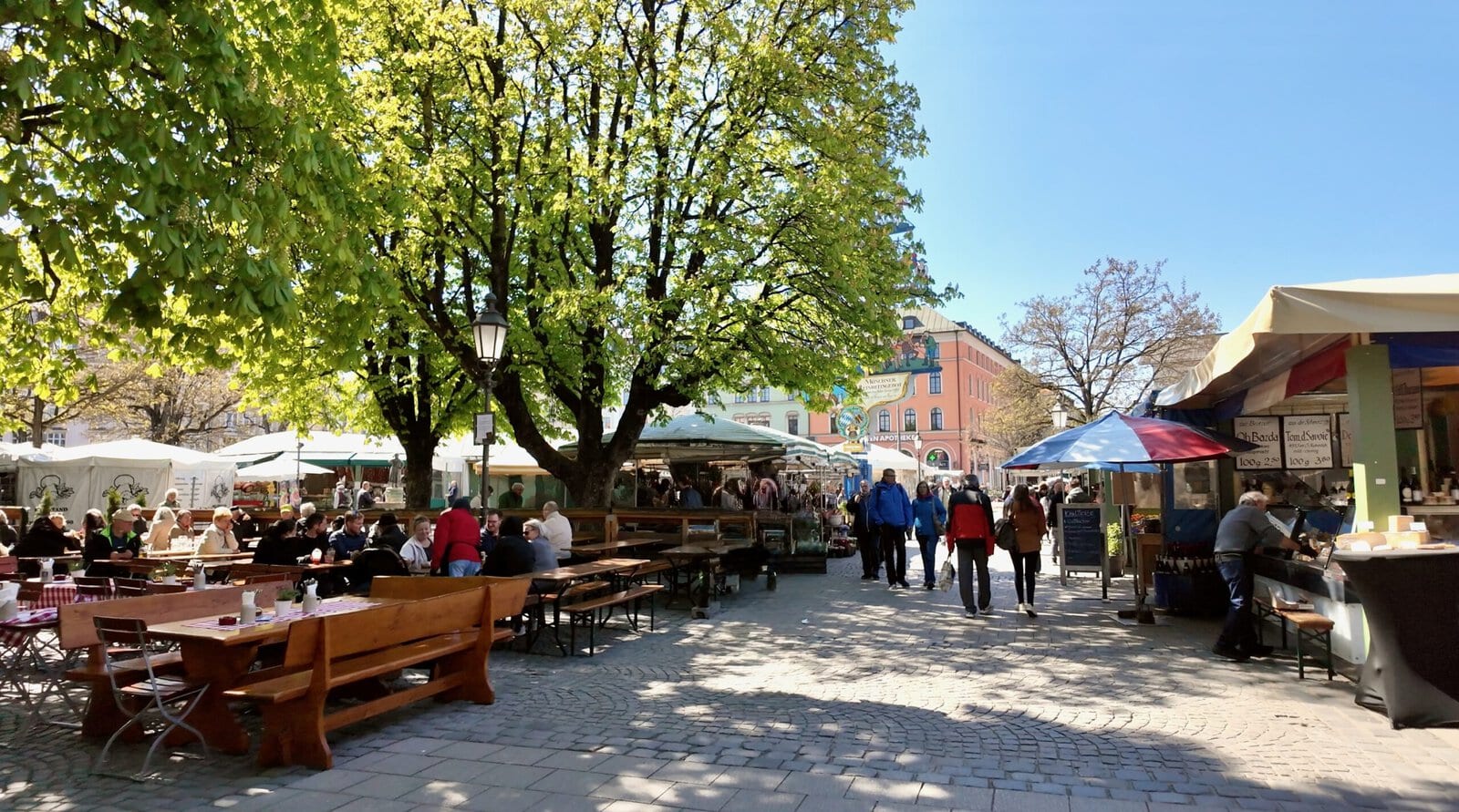 Stalls under the trees at the Viktualienmarkt in Munich